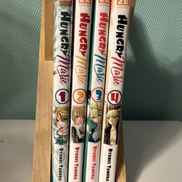 Hungry marie 4 volumes