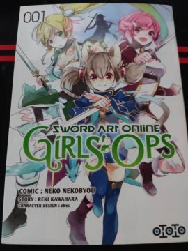 Sword Art Online: Girls' Ops Tome 1 
