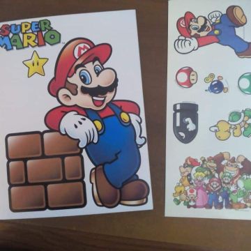 Cahier de coloriage et jeux Mario + Stickers